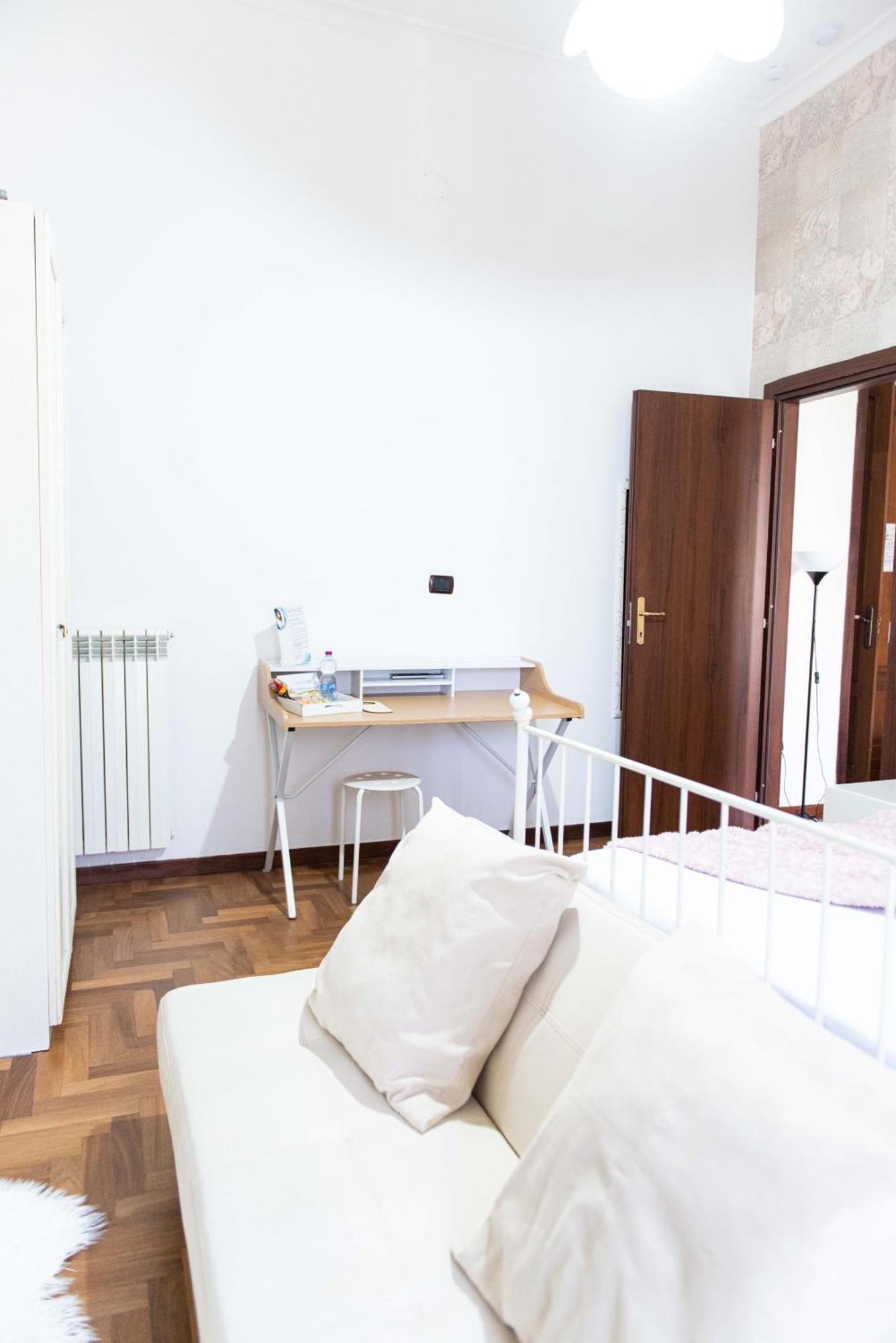 Laetitia Guest House32 Aversa Exterior photo